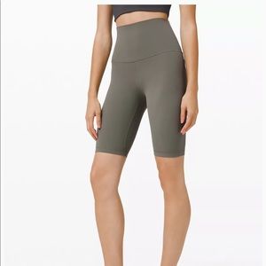 Lululemon biker shorts